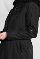 Tesettür giyim SİYAH BELDEN BAĞLAMALI KAPÜŞONU KÜRKLÜ MANTO 632