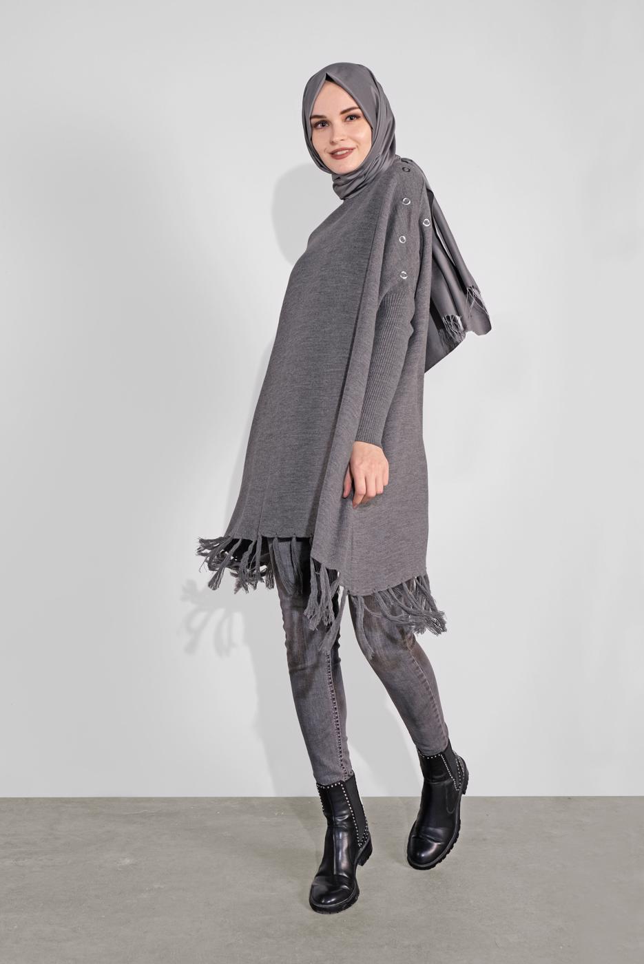 Tesettür giyim GRİ PÜSKÜLLÜ PANÇO 5032