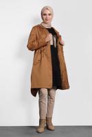 Tesettür giyim TABA ALVİNA BELİ BÜZGÜLÜ PAMUKLU PARKA 90018