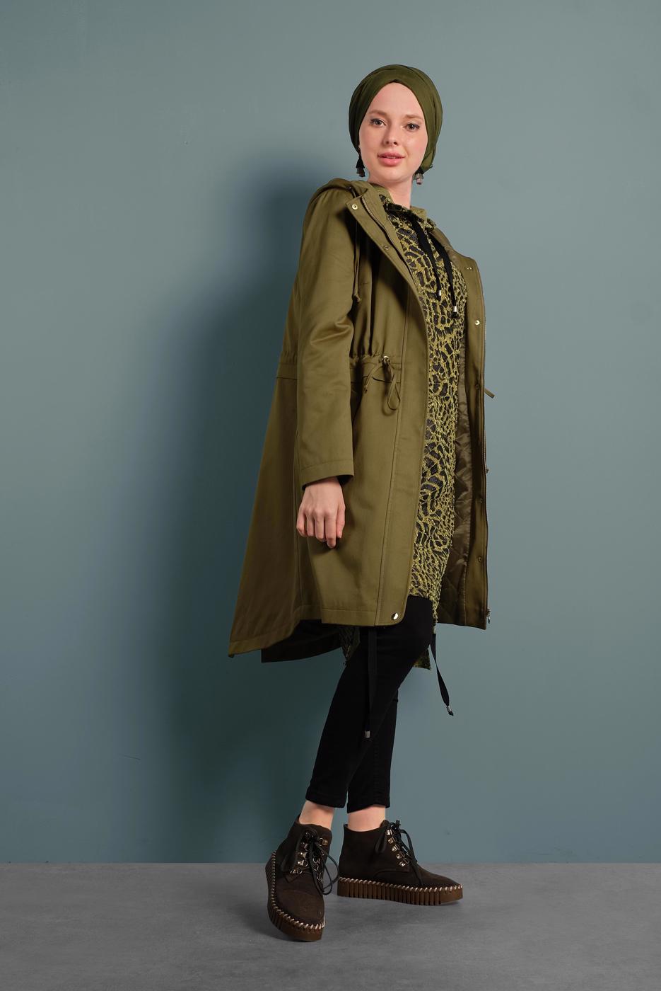 Tesettür giyim YEŞİL ALVİNA BELİ BÜZGÜLÜ PAMUKLU PARKA 90018