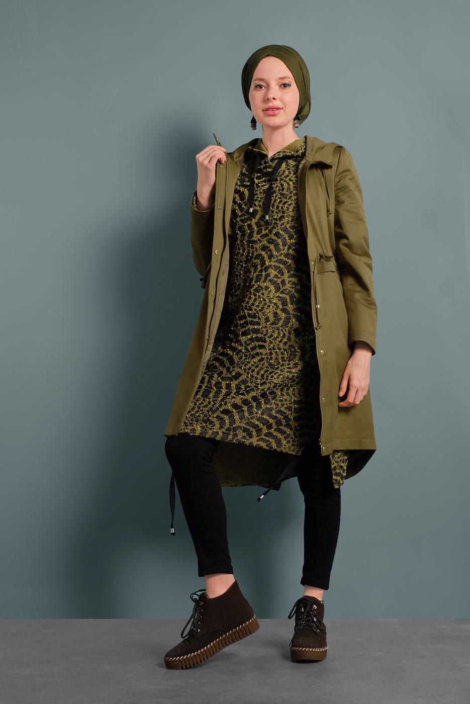 Tesettür giyim YEŞİL ALVİNA BELİ BÜZGÜLÜ PAMUKLU PARKA 90018