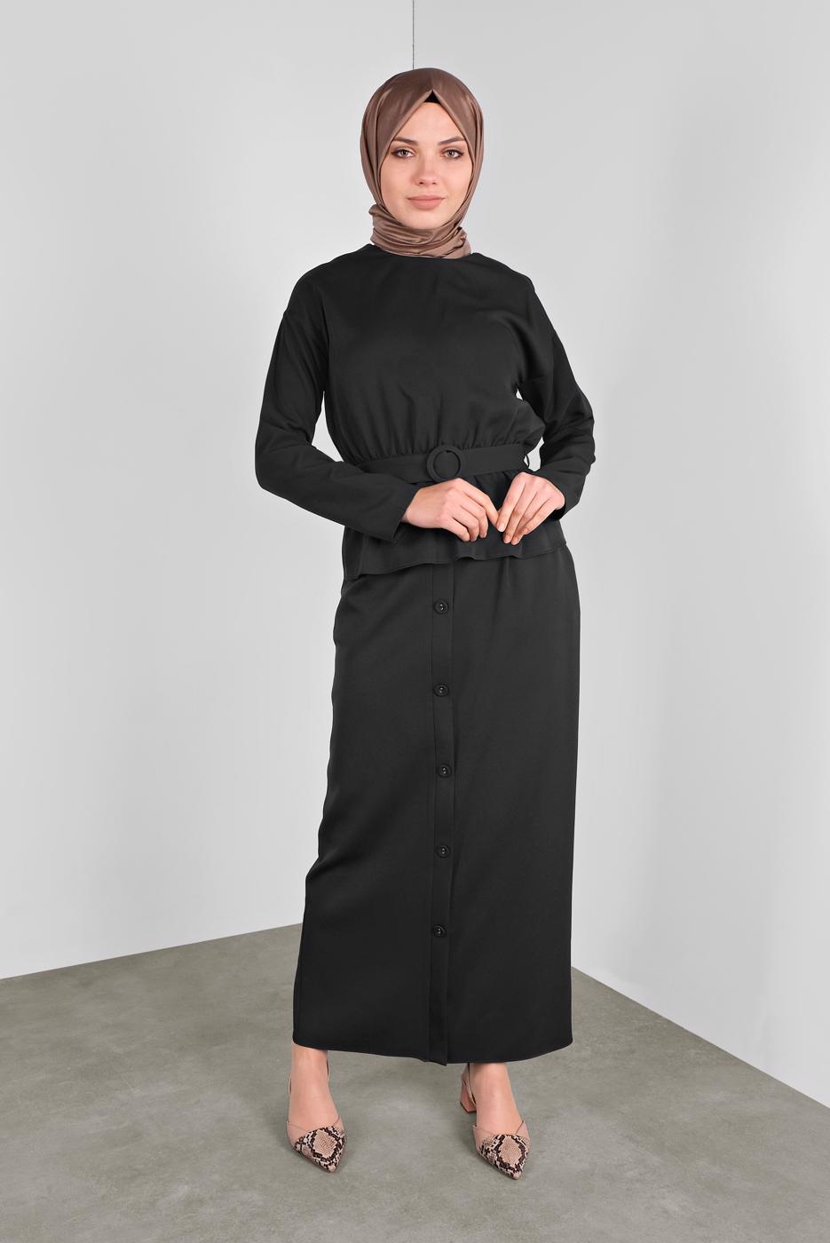 Tesettür giyim SİYAH ALVİNA KEMERLİ DÜĞMELİ ETEKLİ TAKIM 40145 