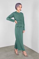 Tesettür giyim YEŞİL ALVİNA KEMERLİ DÜĞMELİ ETEKLİ TAKIM 40145 
