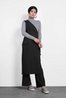 Tesettür giyim SİYAH ALVİNA KEMERLİ PANTOLON TAKIM 40131