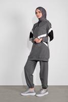 Tesettür giyim GRİ KAPÜŞONLU İKİLİ PANTOLONLU EŞOFMAN TAKIM 0536