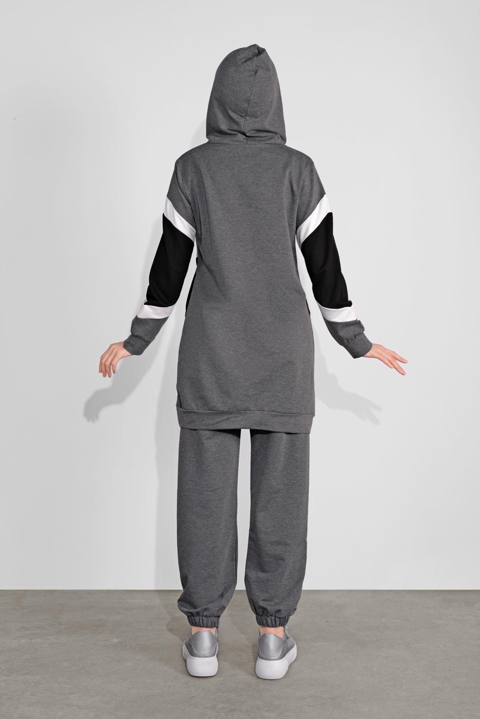 Tesettür giyim GRİ KAPÜŞONLU İKİLİ PANTOLONLU EŞOFMAN TAKIM 0536