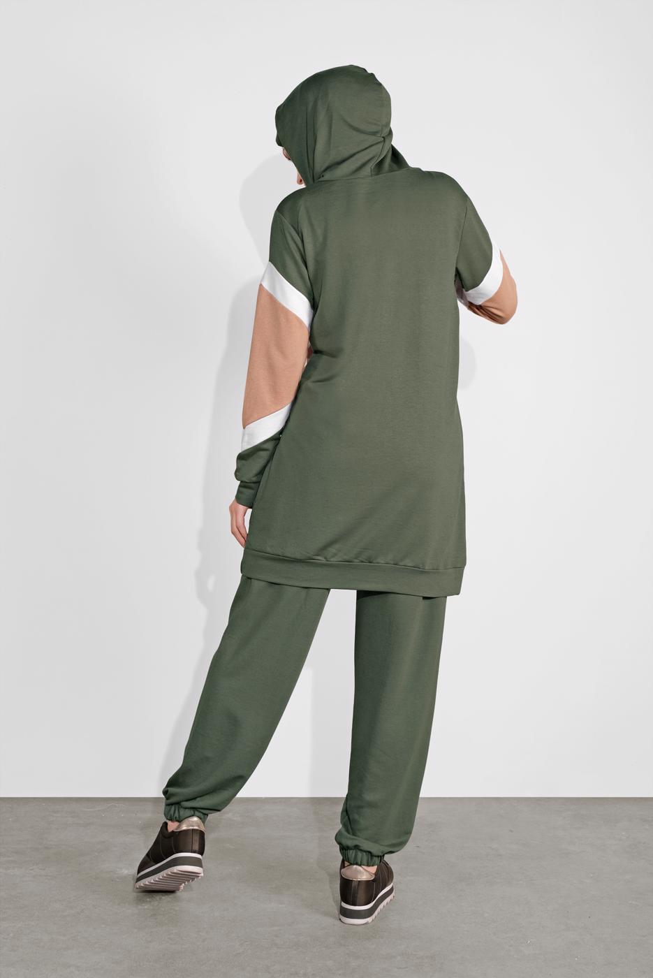Tesettür giyim HAKİ KAPÜŞONLU İKİLİ PANTOLONLU EŞOFMAN TAKIM 0536