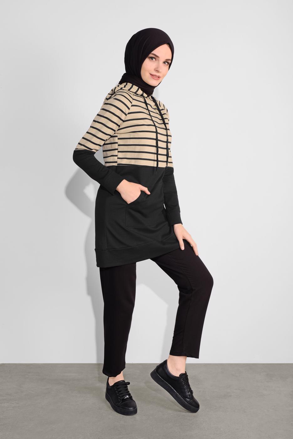 Tesettür giyim SİYAH KAPÜŞONLU ÇİZGİLİ EŞOFMAN TAKIM 1055