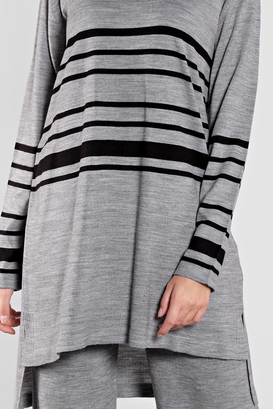 Tesettür giyim GRİ ÇİZGİLİ İKİLİ TAKIM 1202 