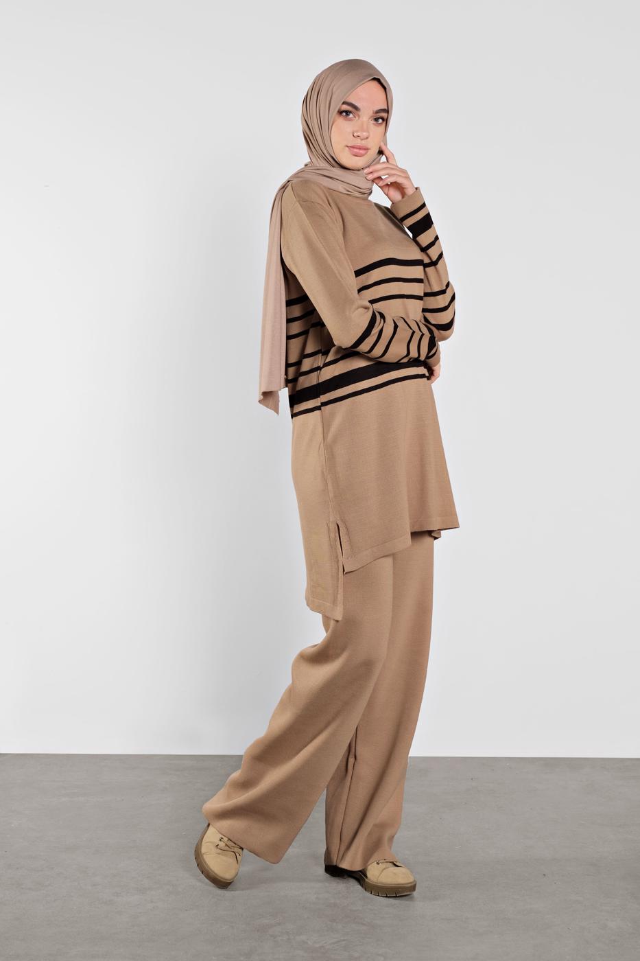 Tesettür giyim KAHVE ÇİZGİLİ İKİLİ TAKIM 1202 