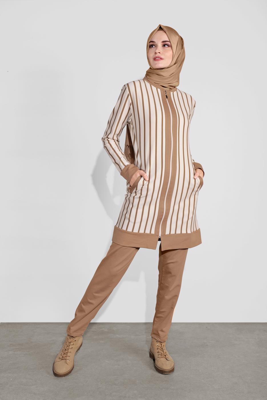 Tesettür giyim KAHVE ÇİZGİLİ FERMUARLI TAKIM 2054