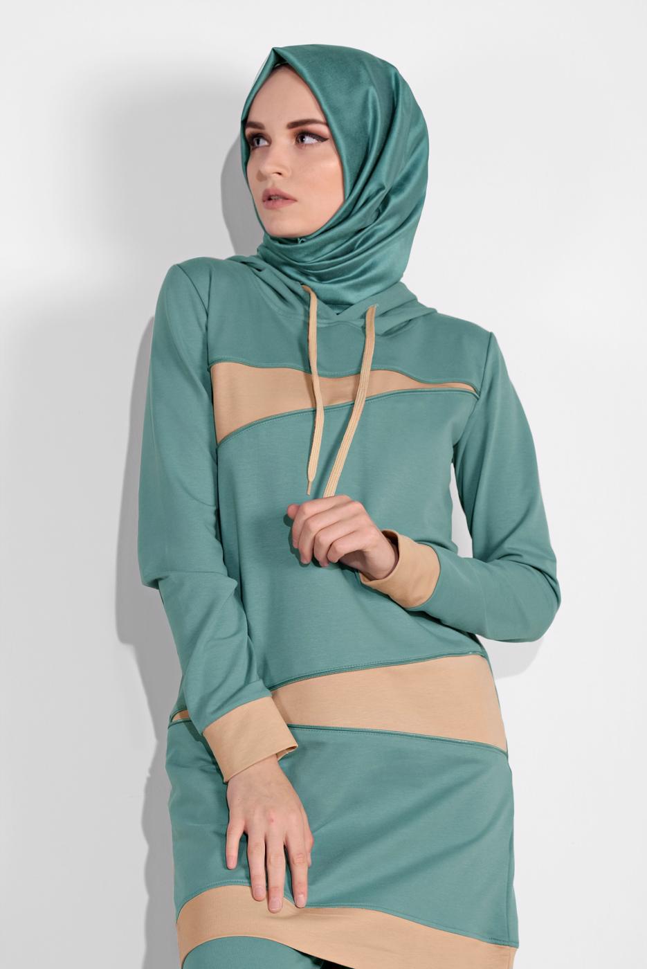 Tesettür giyim YEŞİL KAPÜŞONLU İKİ RENK İKİLİ EŞOFMAN TAKIM  2708