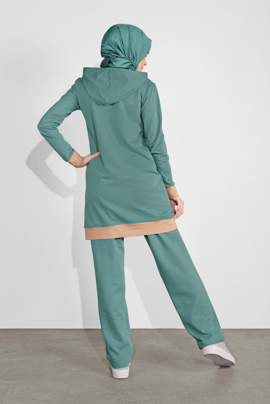 Tesettür giyim YEŞİL KAPÜŞONLU İKİ RENK İKİLİ EŞOFMAN TAKIM  2708