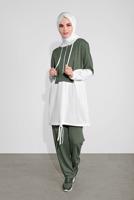Tesettür giyim HAKİ İKİ RENK KAPÜŞONLU PANTOLONLU  TAKIM 4236 