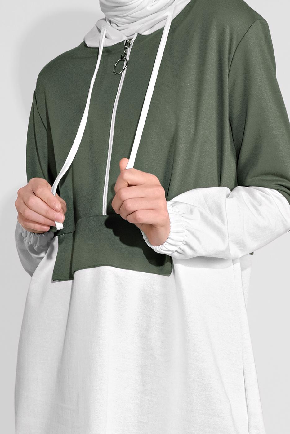 Tesettür giyim HAKİ İKİ RENK KAPÜŞONLU PANTOLONLU  TAKIM 4236 