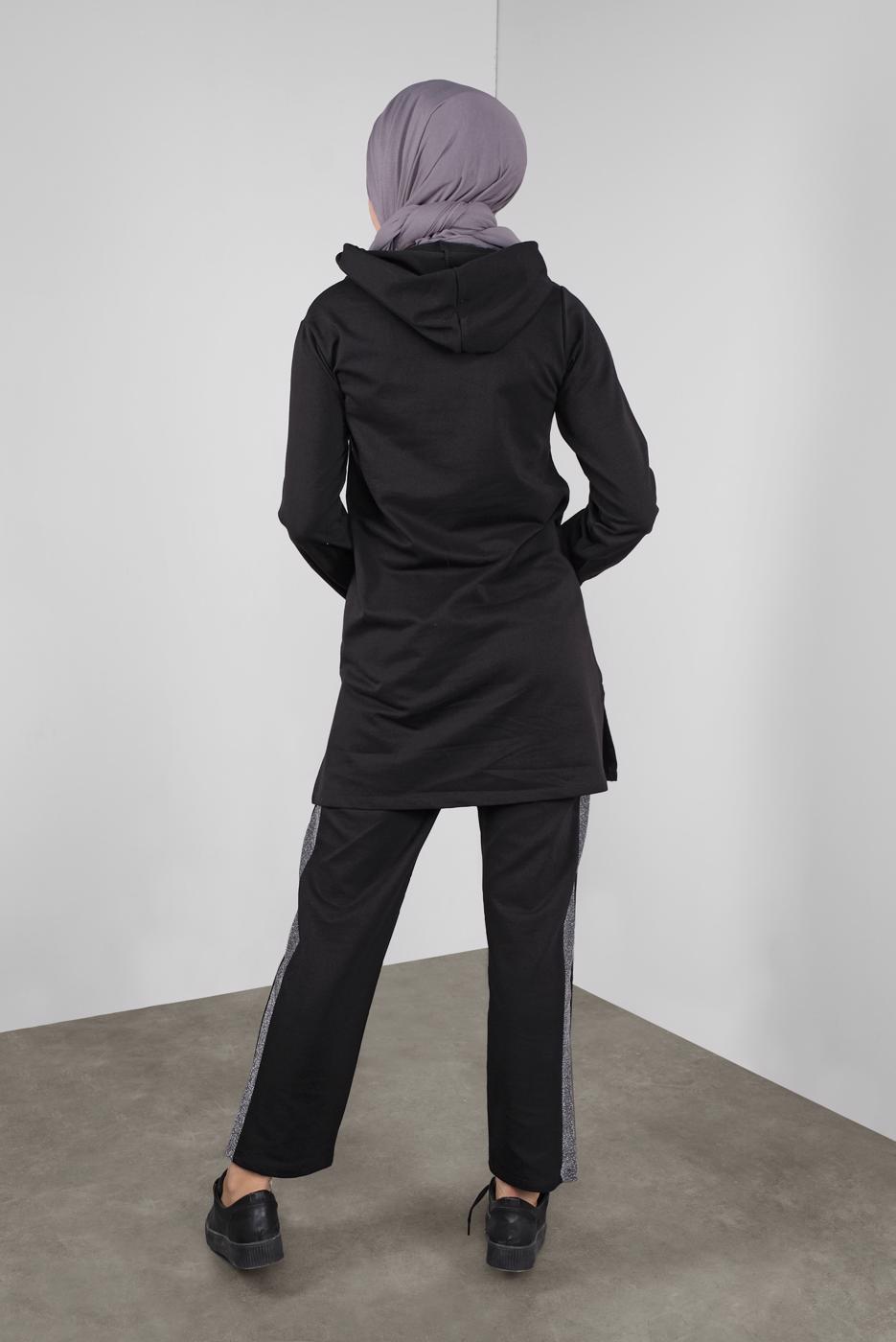 Tesettür giyim SİYAH KAPÜŞONLU TAŞ BASKILI EŞOFMAN TAKIM  6336