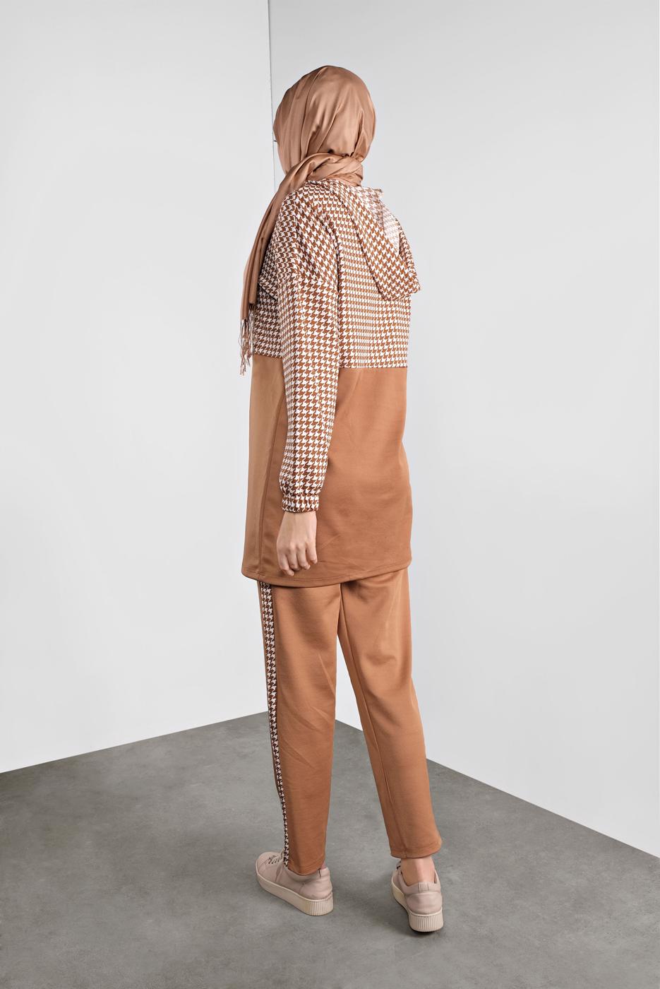 Tesettür giyim TABA KAZAYAĞI DESENLİ EŞOFMAN TAKIM  6346 