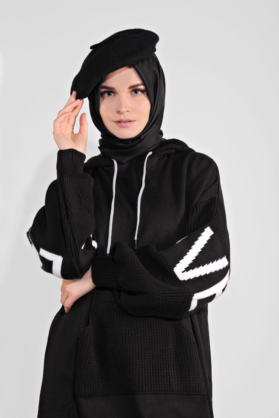 Tesettür giyim SİYAH KAPÜŞONLU TRİKO TUNİK 11441 