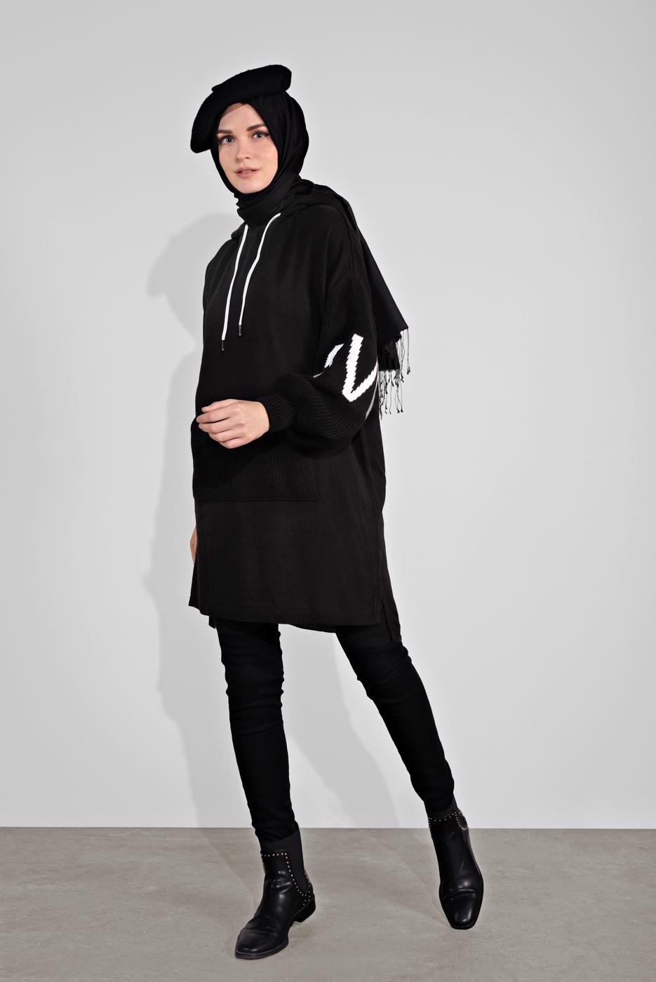 Tesettür giyim SİYAH KAPÜŞONLU TRİKO TUNİK 11441 