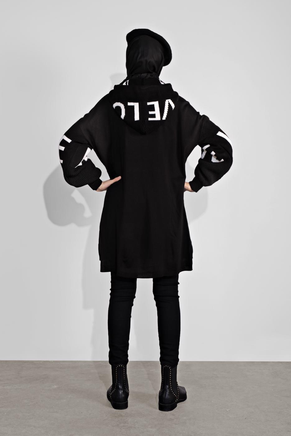 Tesettür giyim SİYAH KAPÜŞONLU TRİKO TUNİK 11441 