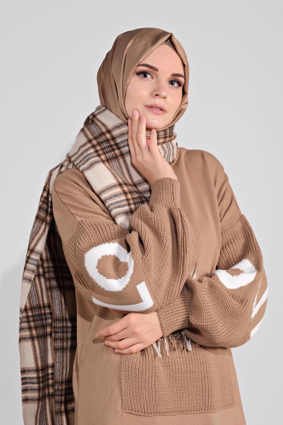 Tesettür giyim KAHVE KAPÜŞONLU TRİKO TUNİK 11441 