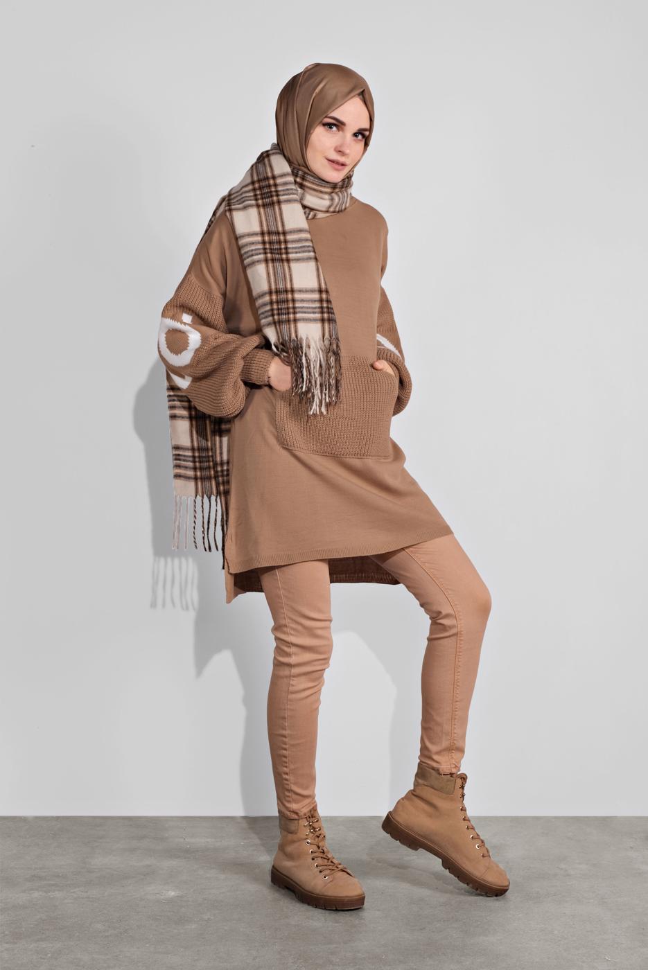Tesettür giyim KAHVE KAPÜŞONLU TRİKO TUNİK 11441 
