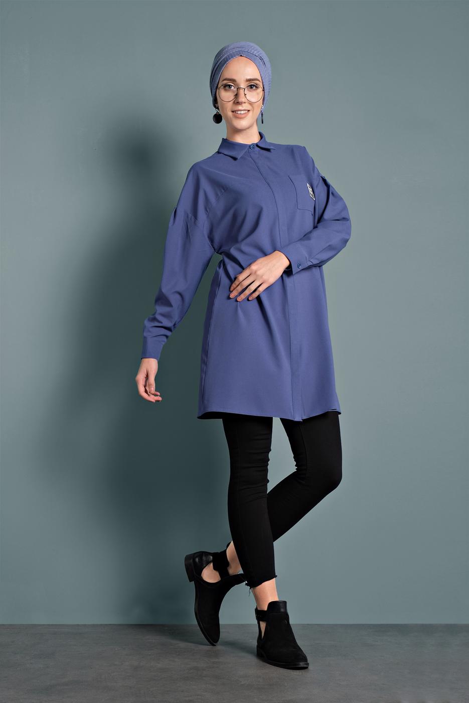 Tesettür giyim YEŞİL ALVİNA CEPTE BASKI DETAYLI GİZLİ DÜĞMELİ TUNİK 40277