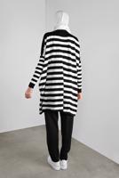 Tesettür giyim SİYAH ÇİZGİLİ TRİKO TUNİK  65441 