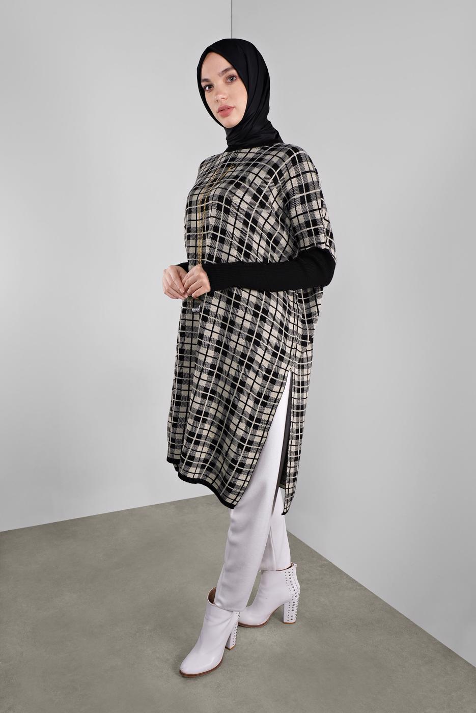 Tesettür giyim BEJ KARELİ TRİKO TUNİK 1002 