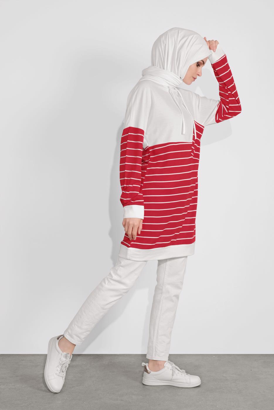 Tesettür giyim KIRMIZI ÇİZGİLİ KAPÜŞONLU TUNİK 3736