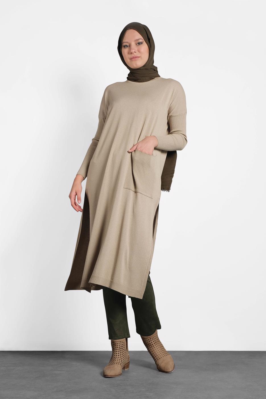 Tesettür giyim BEJ  ALVİNA YANLARI YIRTMAÇLI TRİKO TUNİK 4134