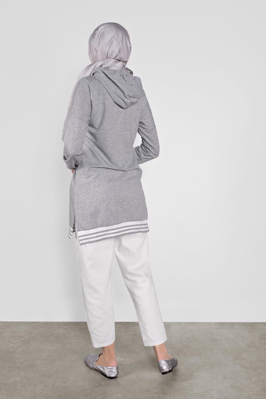 Tesettür giyim GRİ KAPÜŞONLU ŞERİTLİ  SPOR TUNİK 5055 