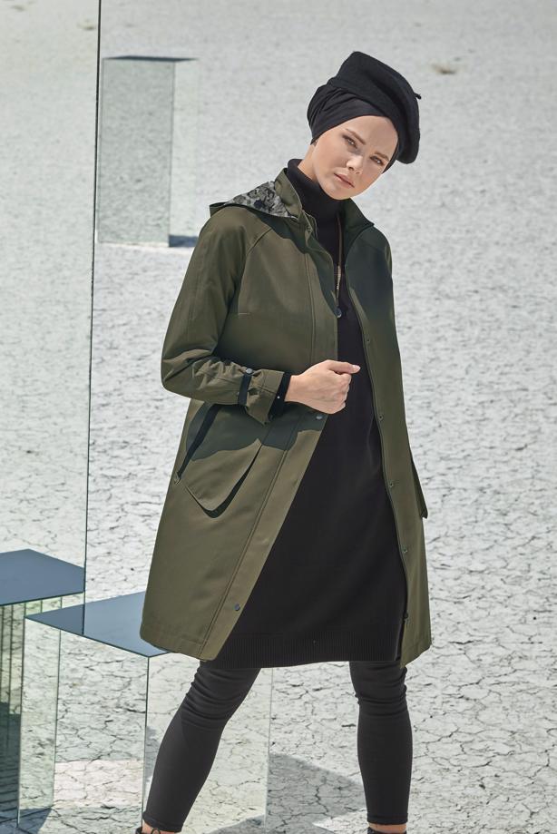 Tesettür giyim HAKİ ALVİNA KAPÜŞONLU SPOR TRENÇKOT 10012 - TRENDTESETTÜR