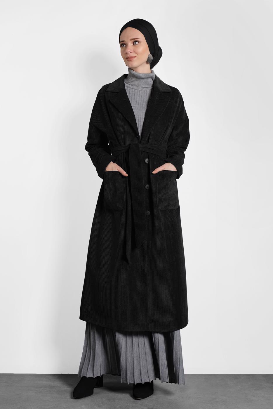 Tesettür giyim SİYAH ALVİNA DÜĞMELİ KUŞAKLI KADİFE TRENÇKOT 10139