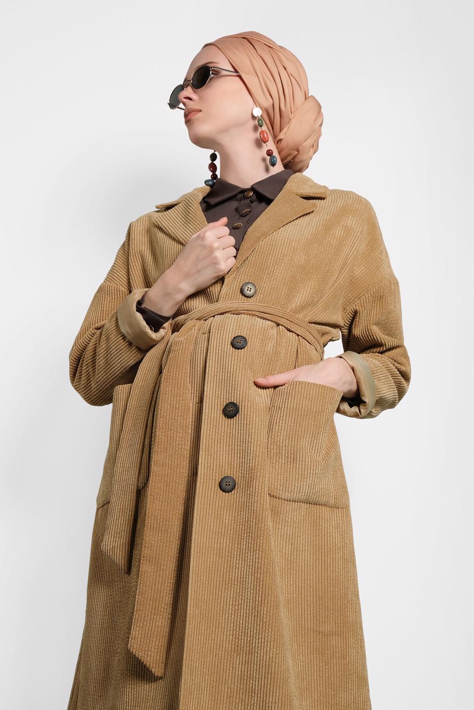 Tesettür giyim KAHVE ALVİNA DÜĞMELİ KUŞAKLI KADİFE TRENÇKOT 10139