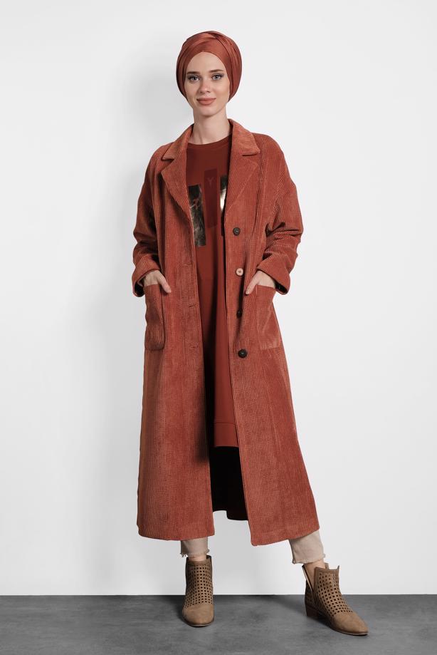 Tesettür giyim KAHVE ALVİNA DÜĞMELİ KUŞAKLI KADİFE TRENÇKOT 10139 - TRENDTESETTÜR