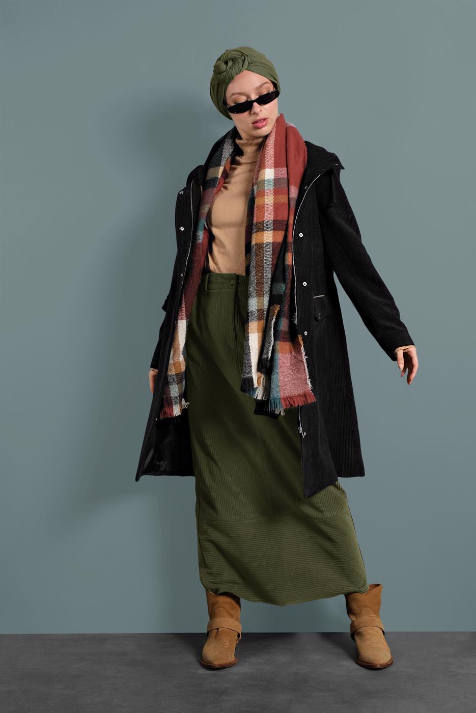 Tesettür giyim SİYAH  ALVİNA FİTİLLİ KADİFE CEPLİ TRENÇKOT 10141