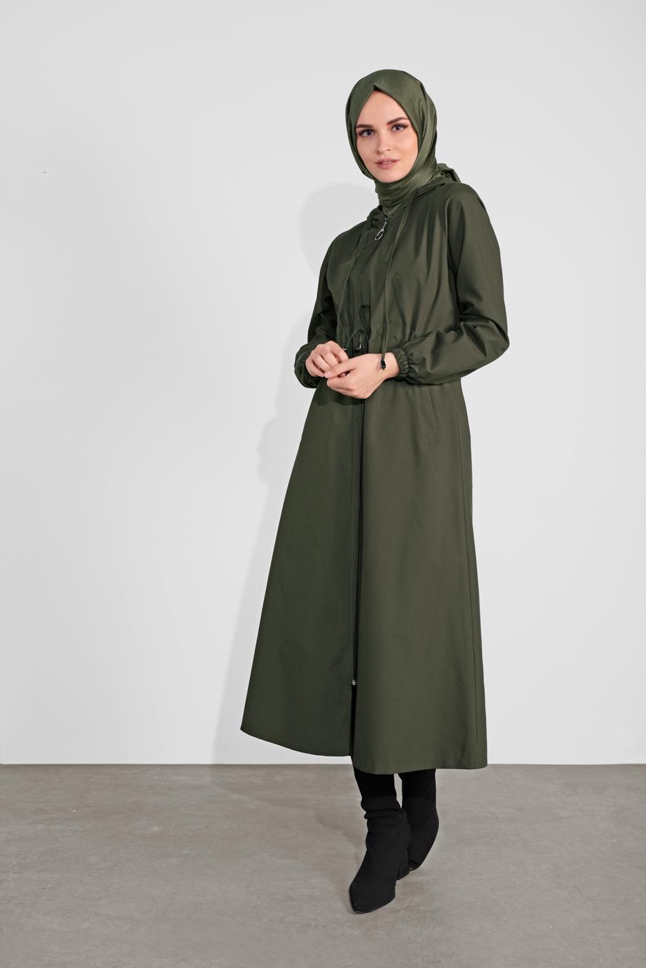 Vêtements hijab KAKI TRENCH-COAT ZIPPÉ TAILLE-NOUÉE AVEC CAPUCHE 0715 