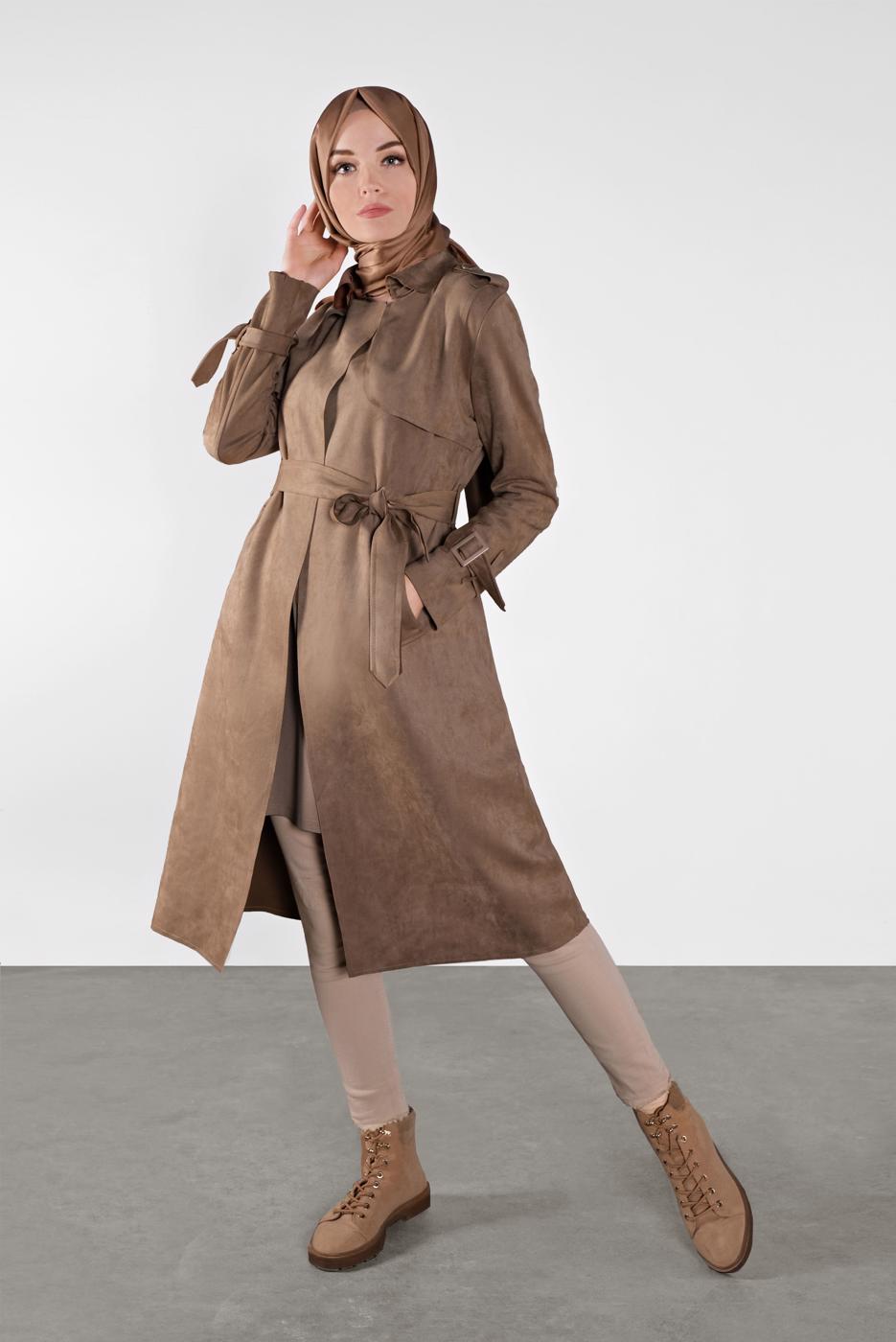 Tesettür giyim BEJ BELİ KUŞAKLI SÜET TRENÇKOT 7107