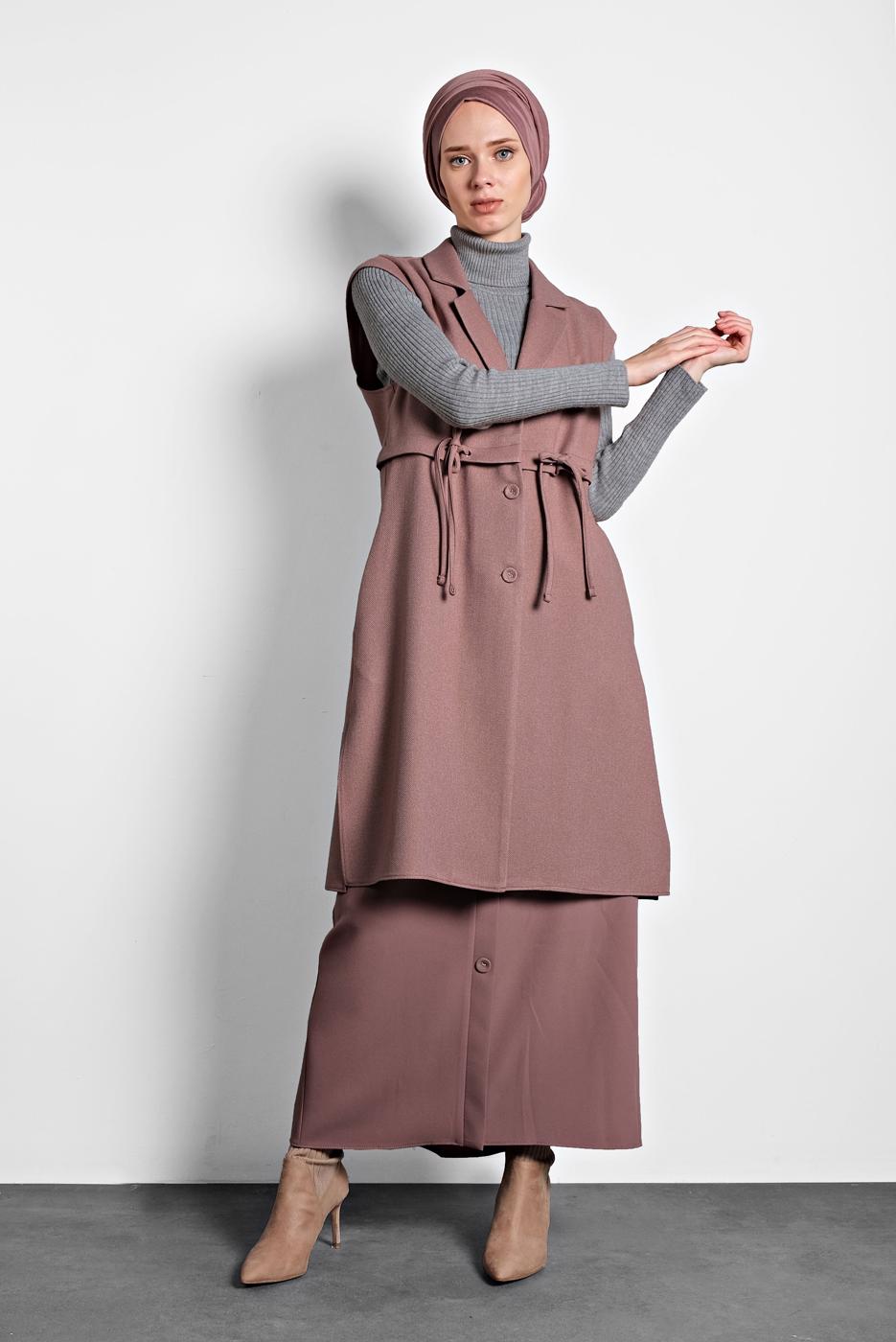 Tesettür giyim PUDRA  ALVİNA BELİ BÜZGÜLÜ DÜĞMELİ YELEK 40121