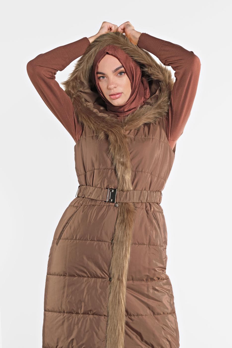 Tesettür giyim TABA ALVİNA KAPÜŞONLU ŞİŞME YELEK 90064