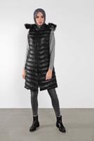 Tesettür giyim SİYAH KAPÜŞONU KÜRKLÜ ŞİŞME YELEK 673 