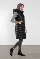 Tesettür giyim SİYAH KAPÜŞONU KÜRKLÜ ŞİŞME YELEK 673 