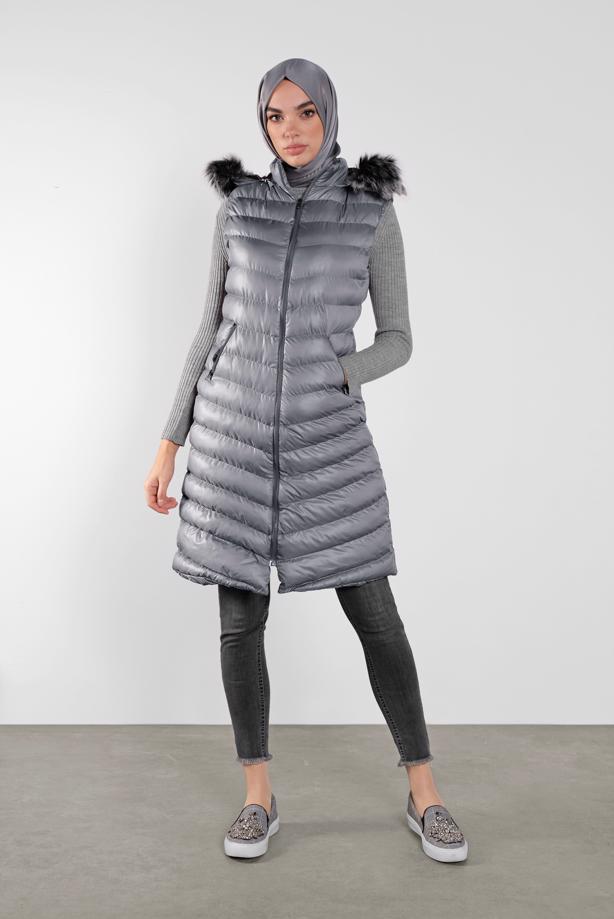 Hijab clothing  FAUX-FUR-TRIM HOODED PUFFER GILET 673 - TRENDTESETTÜR