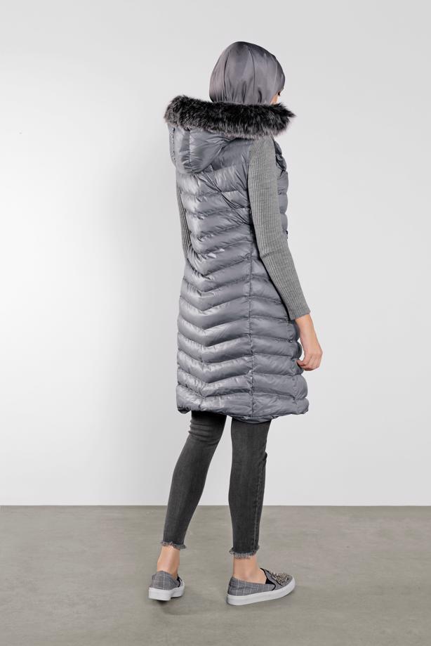 Hijab clothing  FAUX-FUR-TRIM HOODED PUFFER GILET 673 - TRENDTESETTÜR