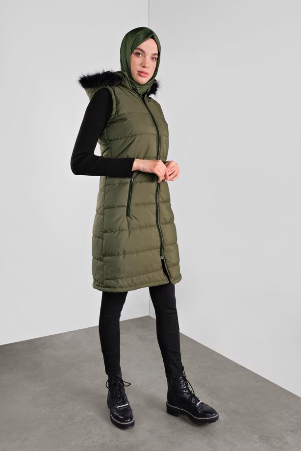Vêtements hijab  FAUX-FUR-TRIM HOODED GILET 1000  - TRENDTESETTÜR