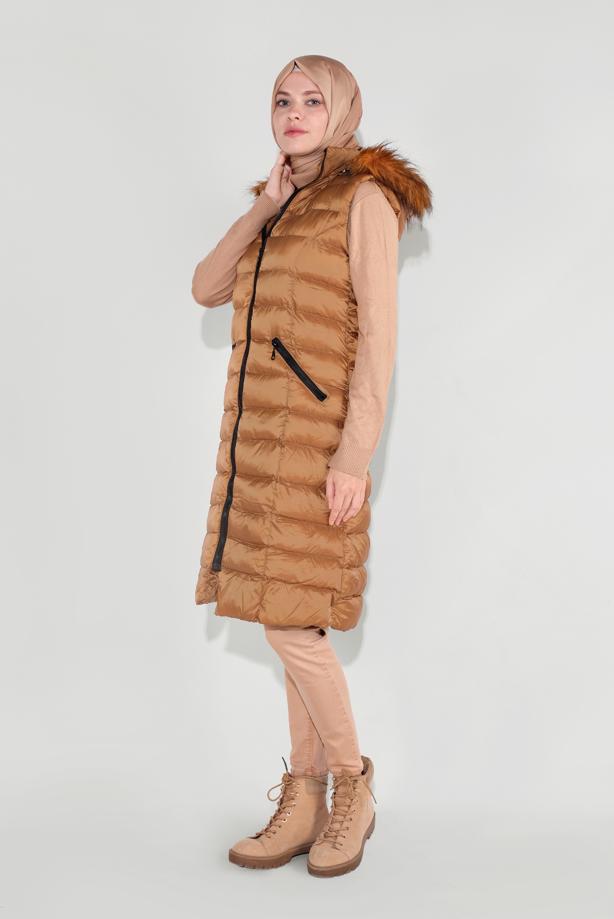 Vêtements hijab  FAUX-FUR-TRIM HOODED GILET 1932 - TRENDTESETTÜR