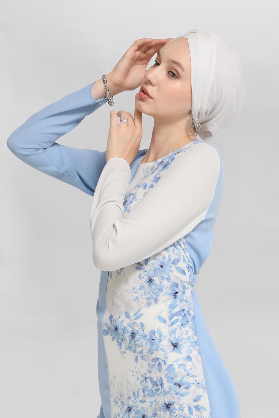 Tesettür giyim MAVİ ALVİNA ÇİÇEK DESENLİ KUŞAKLI TUNİK T 40865