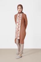 Tesettür giyim KAHVE ALVİNA ÇİÇEK DESENLİ ASİMETRİK KESİM TUNİK T 40879