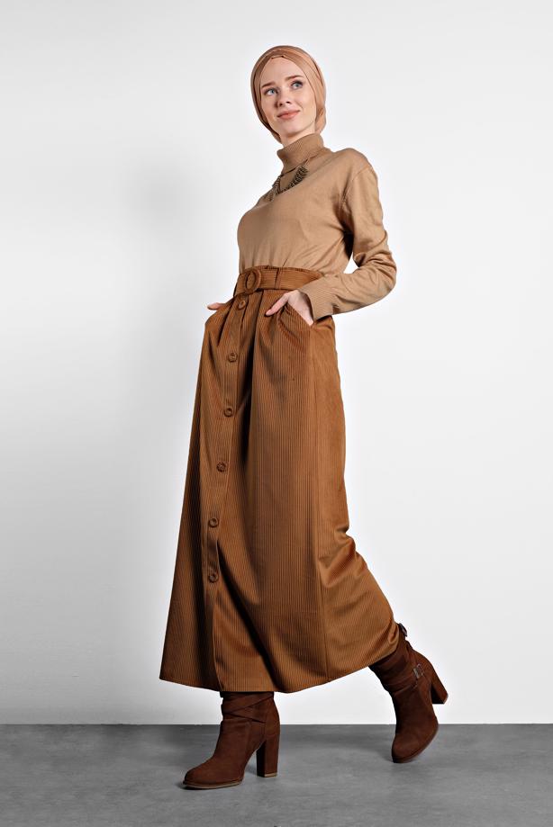 Vêtements hijab TABA JUPE EN VELOURS AVEC CEINTURE ET BOUTONS ALVİNA 60033 - TRENDTESETTÜR